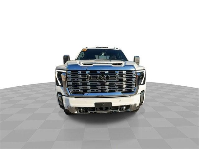 2025 GMC Sierra 3500HD 4WD Crew Cab Standard Bed Denali