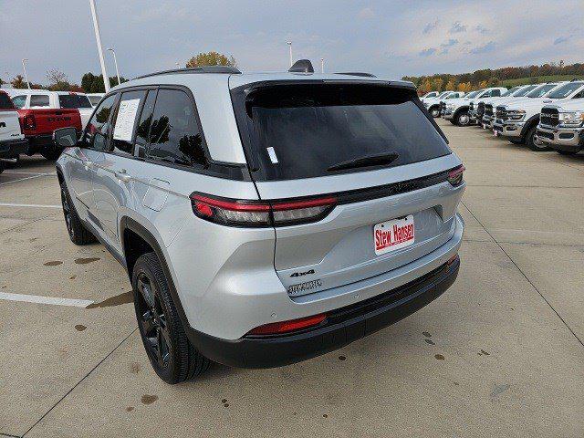 2022 Jeep Grand Cherokee Altitude 4x4