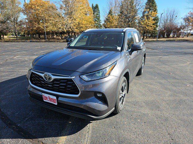 2023 Toyota Highlander XLE 2023 Toyota Highlander XLE