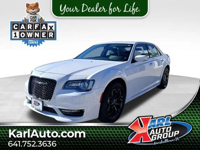 2022 Chrysler 300 Touring L AWD 2022 Chrysler 300 Touring L AWD