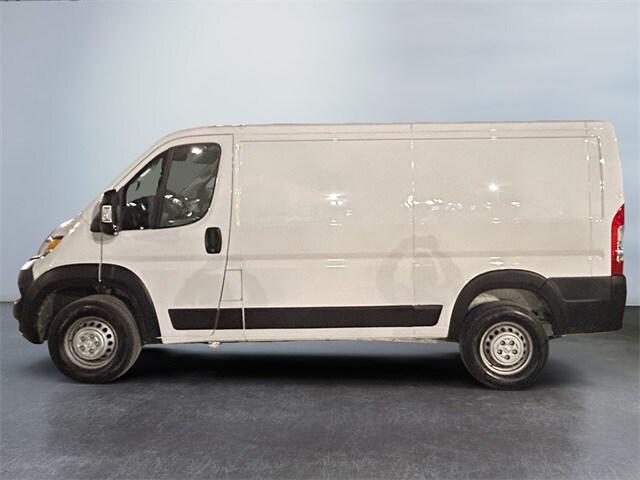 2025 RAM ProMaster 2500 Cargo Van Tradesman Low Roof 136 WB w/Pass Seat 2025 RAM ProMaster 2500 Cargo Van Tradesman Low Roof 136 WB w/Pass Seat