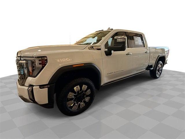 2025 GMC Sierra 3500HD 4WD Crew Cab Standard Bed Denali 2025 GMC Sierra 3500HD 4WD Crew Cab Standard Bed Denali