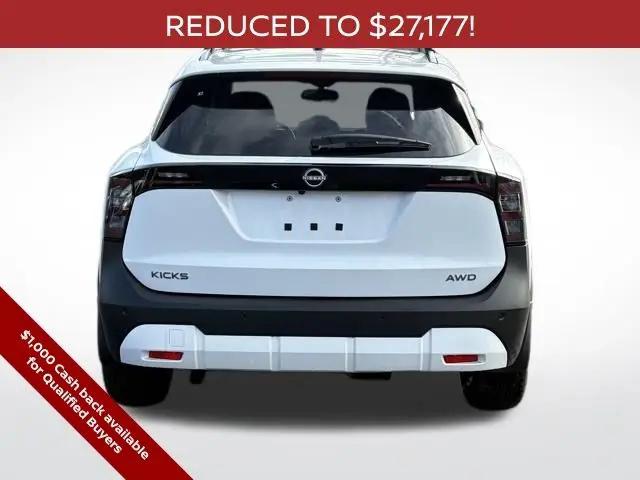 2026 Nissan Kicks SV