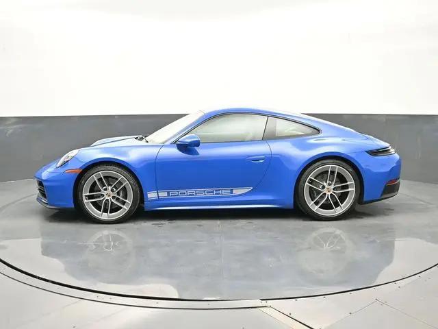 2025 Porsche 911 Carrera