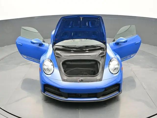 2025 Porsche 911 Carrera