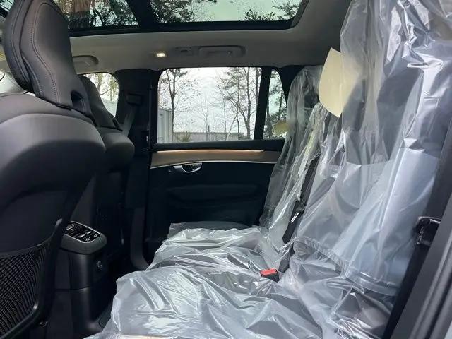 2026 Volvo XC90 Plug-In Hybrid Plus, T8 AWD, Electric/Gasoline, Bright, 7 Seats