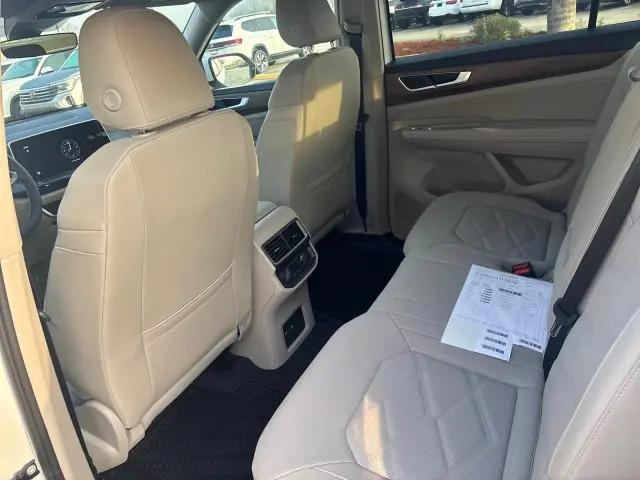 2026 Volkswagen Atlas SE