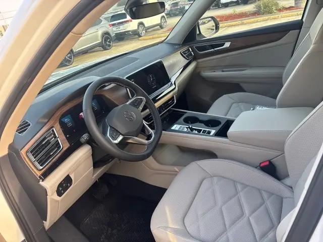 2026 Volkswagen Atlas SE