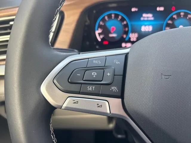 2026 Volkswagen Atlas SE