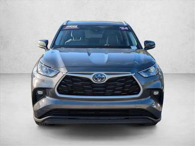 2024 Toyota Highlander Hybrid XLE