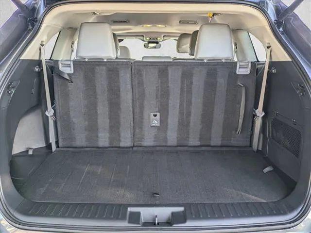 2024 Toyota Highlander Hybrid XLE