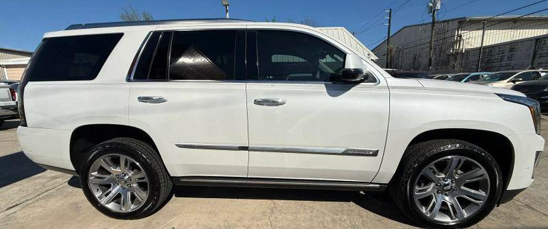 2017 Cadillac Escalade Premium Luxury