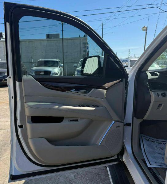 2017 Cadillac Escalade Premium Luxury