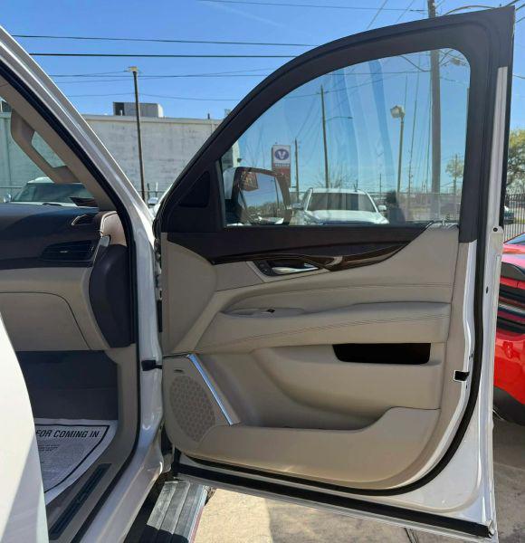 2017 Cadillac Escalade Premium Luxury