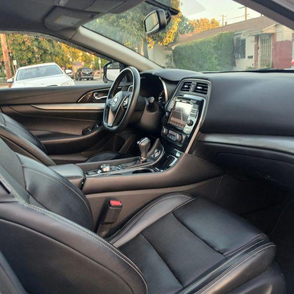 2017 Nissan Maxima 3.5 SV