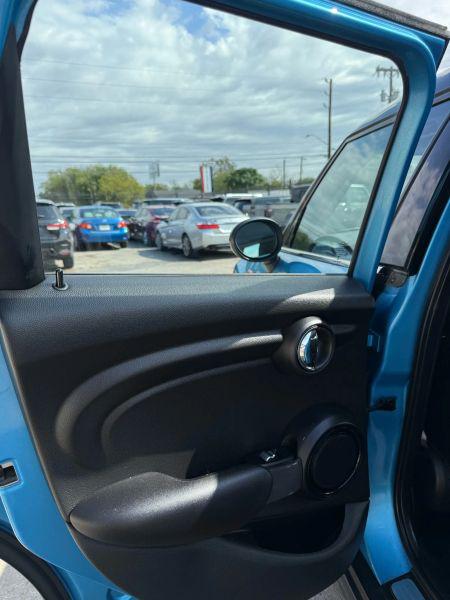 2015 MINI Hardtop Cooper