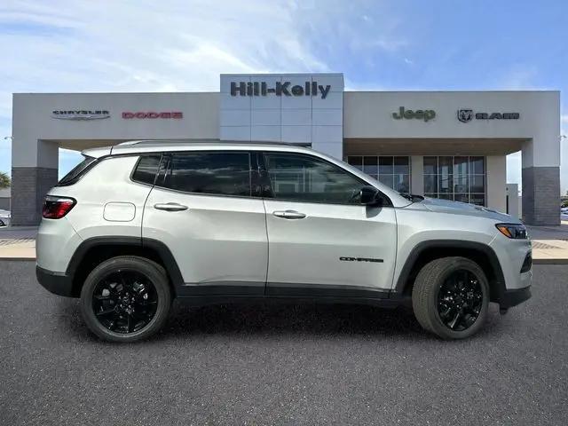 2026 Jeep Compass Latitude Altitude