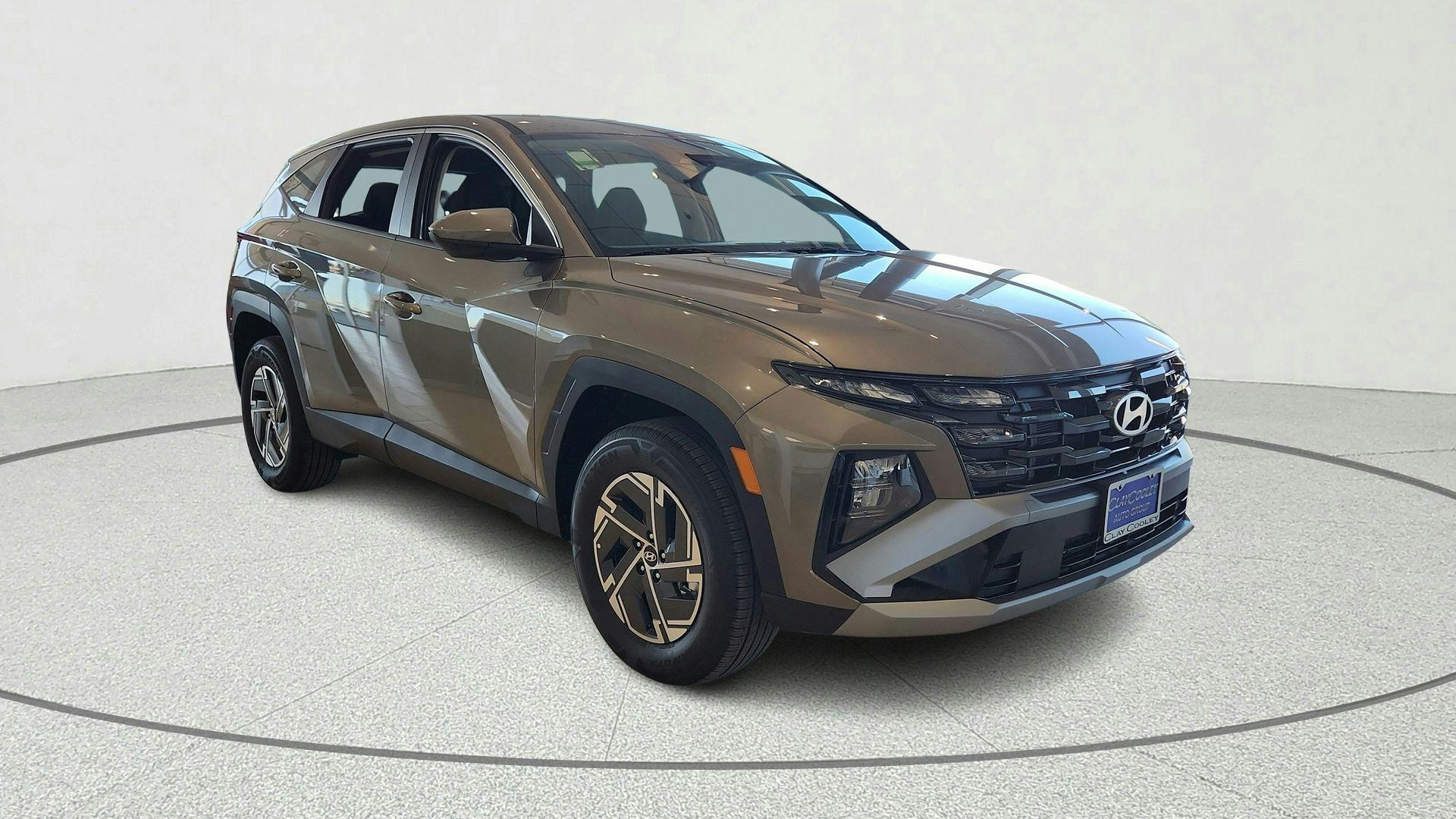 2026 Hyundai Tucson Hybrid Blue SE