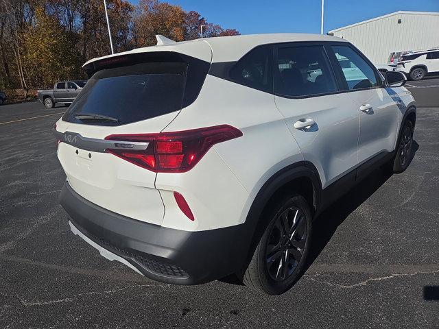 2023 Kia Seltos LX 2023 Kia Seltos LX