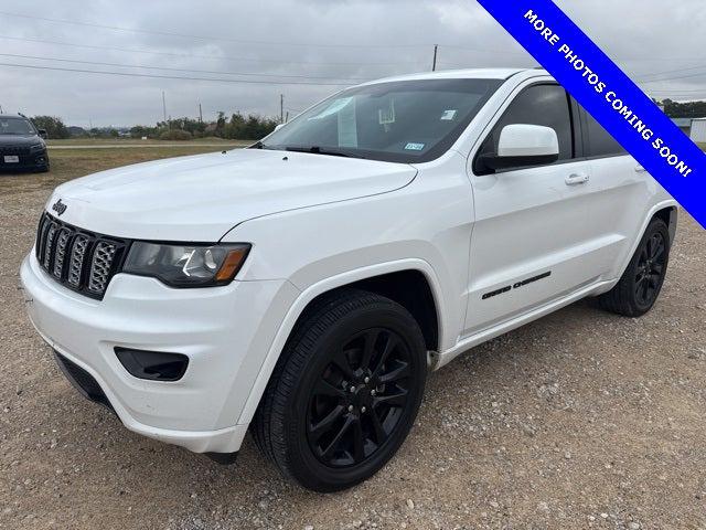 2017 Jeep Grand Cherokee Altitude 4x4 2017 Jeep Grand Cherokee Altitude 4x4