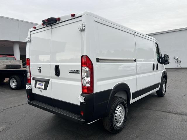 2025 RAM ProMaster 2500 Cargo Van Tradesman Low Roof 136 WB w/Pass Seat 2025 RAM ProMaster 2500 Cargo Van Tradesman Low Roof 136 WB w/Pass Seat