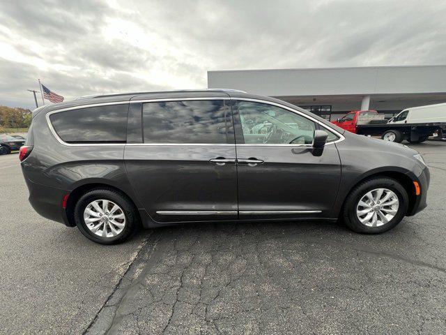 2018 Chrysler Pacifica Touring L 2018 Chrysler Pacifica Touring L