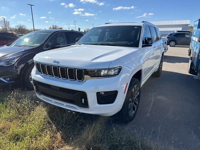 2023 Jeep Grand Cherokee L Overland 4x4 2023 Jeep Grand Cherokee L Overland 4x4