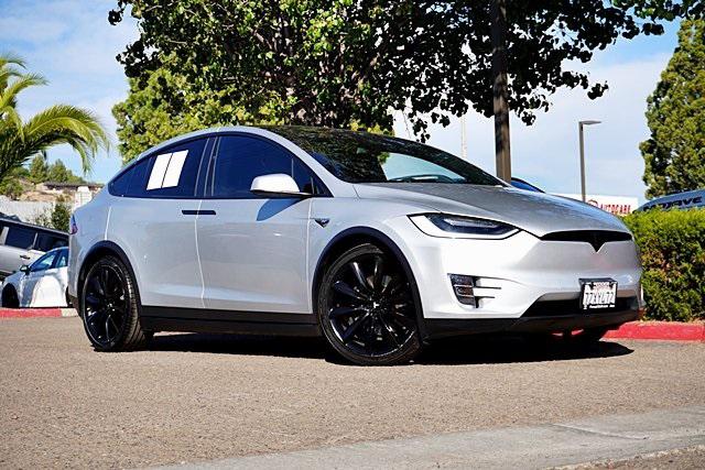 2017 Tesla Model X 90D 2017 Tesla Model X 90D