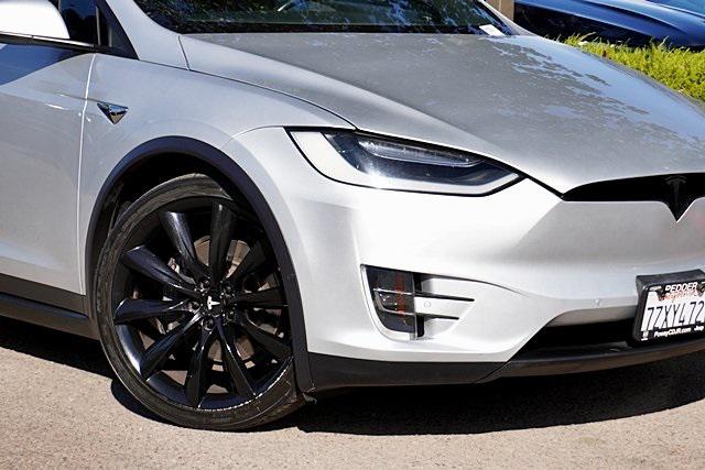 2017 Tesla Model X 90D 2017 Tesla Model X 90D
