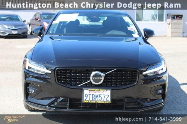 2024 Volvo S60 B5 Core Dark Theme 2024 Volvo S60 B5 Core Dark Theme