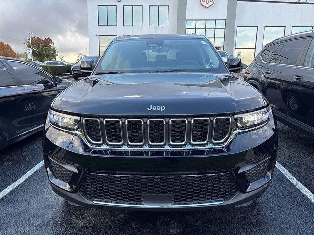 2023 Jeep Grand Cherokee Laredo 4x4 2023 Jeep Grand Cherokee Laredo 4x4