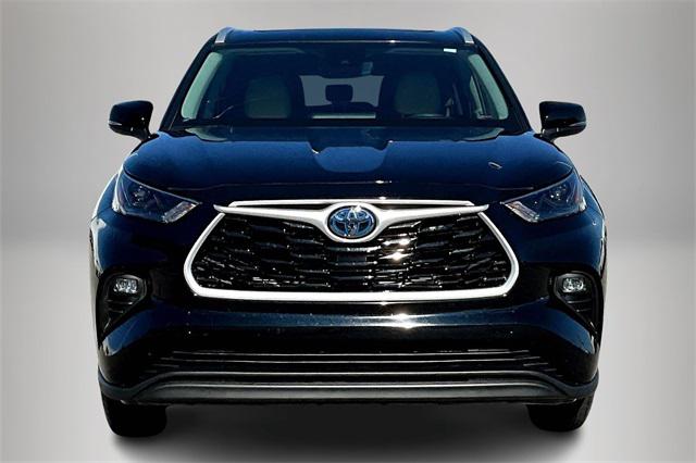 2024 Toyota Highlander Hybrid XLE 2024 Toyota Highlander Hybrid XLE