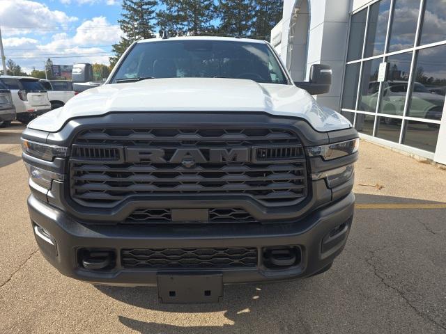 2025 RAM 3500 Tradesman Regular Cab 4x4 8 Box