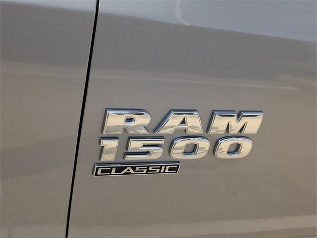 2023 RAM 1500 Classic SLT Crew Cab 4x2 57 Box 2023 RAM 1500 Classic SLT Crew Cab 4x2 57 Box