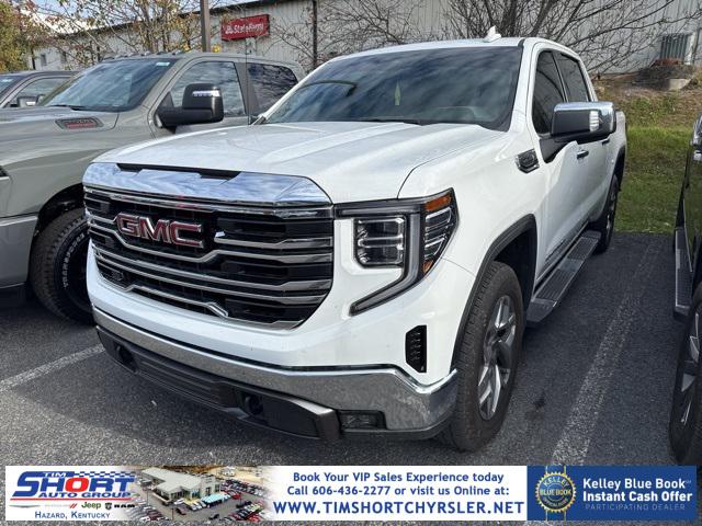 2022 GMC Sierra 1500 4WD Crew Cab Short Box SLT 2022 GMC Sierra 1500 4WD Crew Cab Short Box SLT