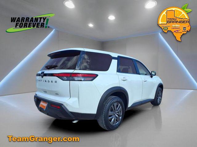 2022 Nissan Pathfinder S 4WD