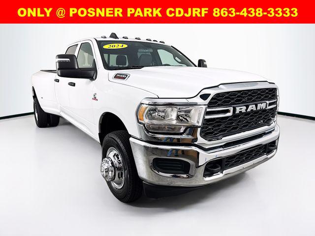 2024 RAM 3500 Tradesman Crew Cab 4x4 8 Box