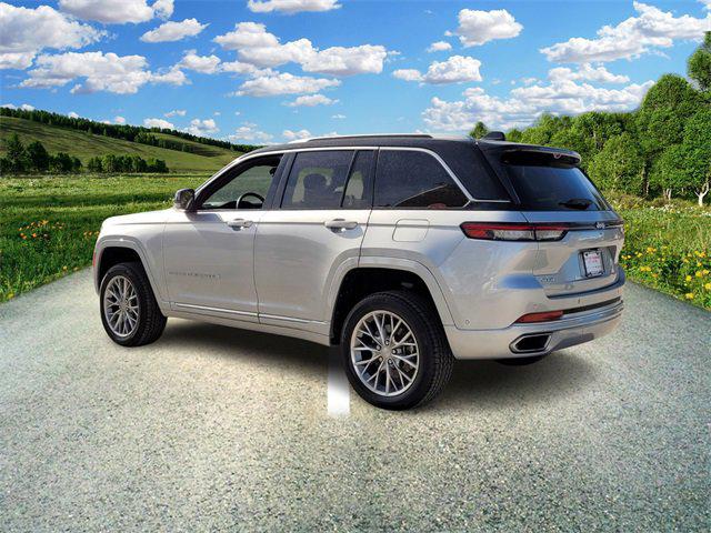 2022 Jeep Grand Cherokee Summit 4x4 2022 Jeep Grand Cherokee Summit 4x4