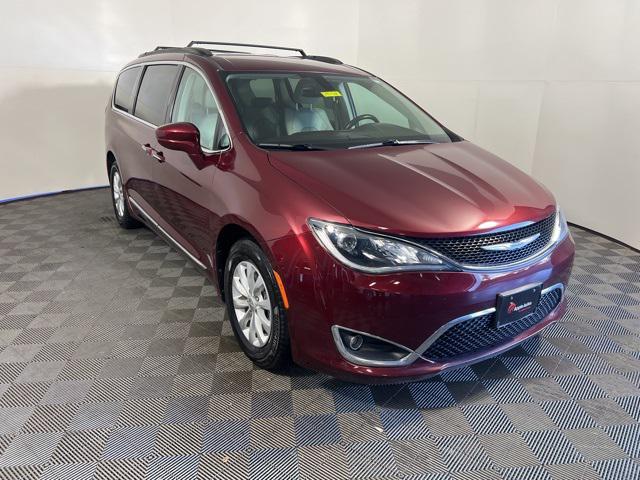 2017 Chrysler Pacifica Touring-L 2017 Chrysler Pacifica Touring-L