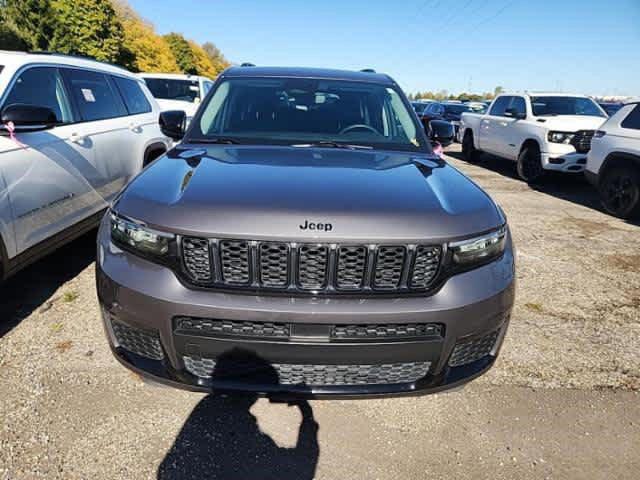 2023 Jeep Grand Cherokee L Limited 4x4 2023 Jeep Grand Cherokee L Limited 4x4