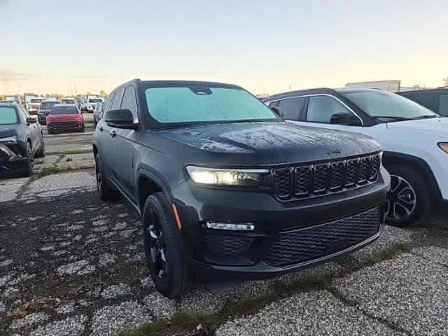 2023 Jeep Grand Cherokee Limited 4x4 2023 Jeep Grand Cherokee Limited 4x4