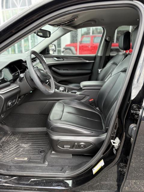 2024 Jeep Grand Cherokee L Limited 4x2