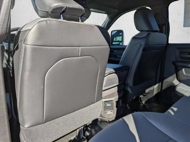 2026 Ram 3500 Tradesman Crew Cab 4x4 8' Box