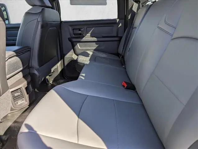 2026 Ram 3500 Tradesman Crew Cab 4x4 8' Box
