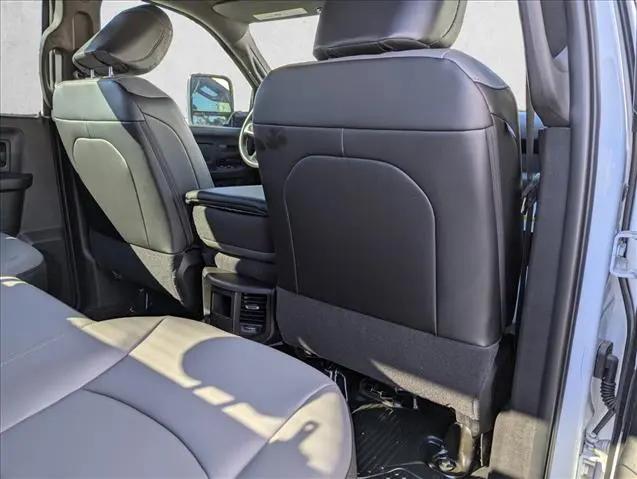 2026 Ram 3500 Tradesman Crew Cab 4x4 8' Box