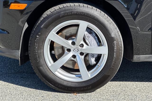 2021 Porsche Macan AWD