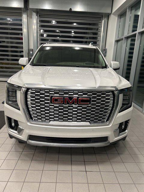 2022 GMC Yukon XL 4WD Denali 2022 GMC Yukon XL 4WD Denali