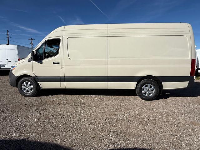 2026 Mercedes-Benz Sprinter Crew Van High Roof 4-Cyl Diesel HO