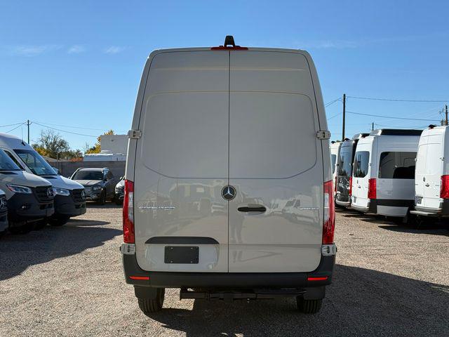 2026 Mercedes-Benz Sprinter Crew Van High Roof 4-Cyl Diesel HO
