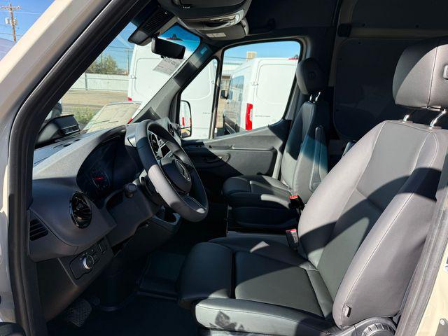 2026 Mercedes-Benz Sprinter Crew Van High Roof 4-Cyl Diesel HO